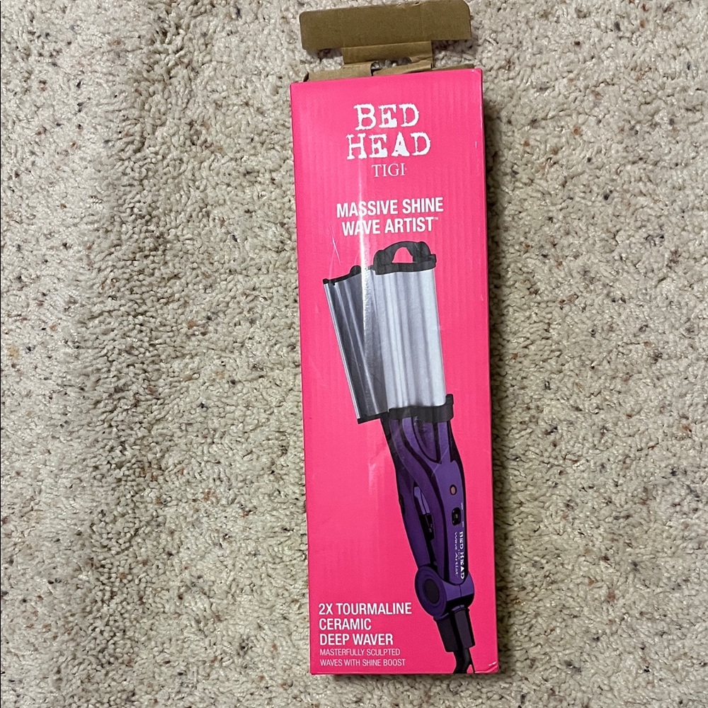 TIGI Bed Head Massive Shine Wave Artist Hair Waver in Hot Pink and Purple